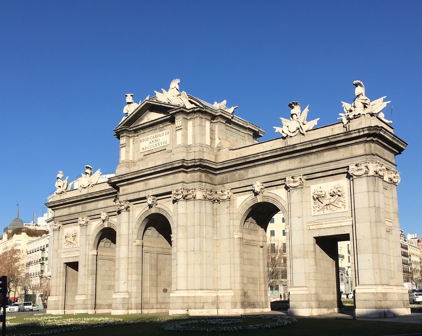 Puerta de Alcalá, Madrid